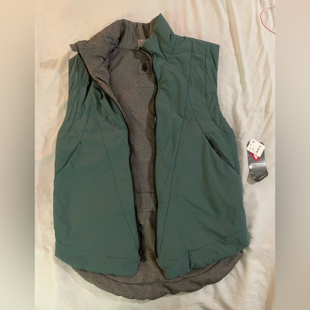 NWT Free People Movement Slalom Reversible Fleece Vest Stellar Green Grey Medium